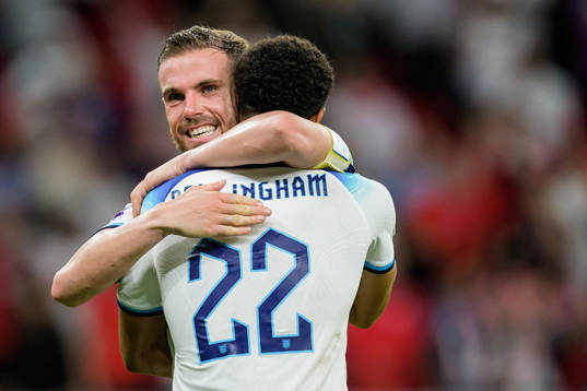 Jordan Henderson and Jude Bellingham of England