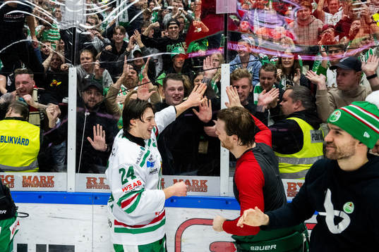 Rögles Marco Kasper jublar