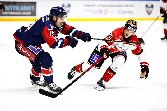 <likli19<och Örebros Kristian Näkyvä