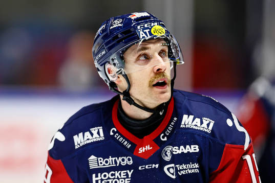 Linköpings Patrick Russell jublar