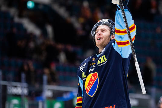 Djurgårdens Wiktor Nilsson jublar