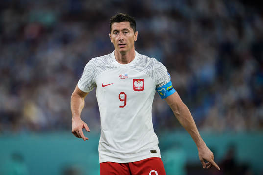 Bla gjennom flere bilder av Robert Lewandowski