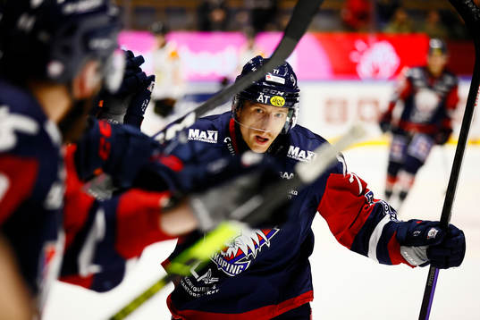 Linköpings Markus Hännikäinen jublar