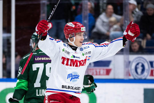 Timrås Robin Alvarez jublar