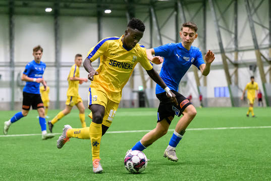 IFK Göteborgs Assolo Mohamed och Halmstads Edis Helic