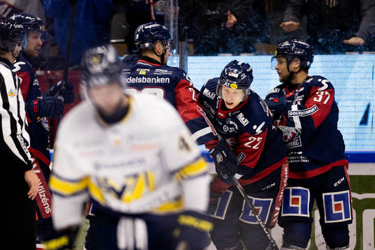 Linköpings Vilmos Gallo jublar