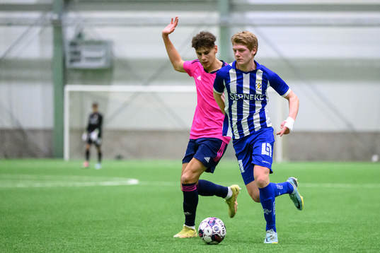 FC Köpenhamns Amin Chiakha och IFK Göteborgs Oliver