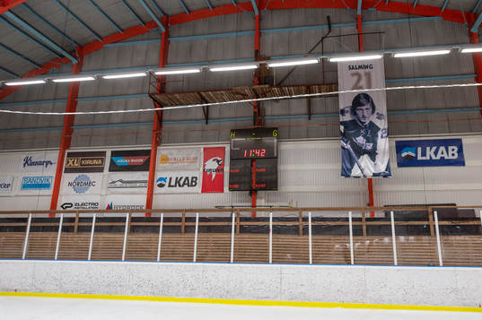 Börje Salming vepa i taket på Matojärvi ishall