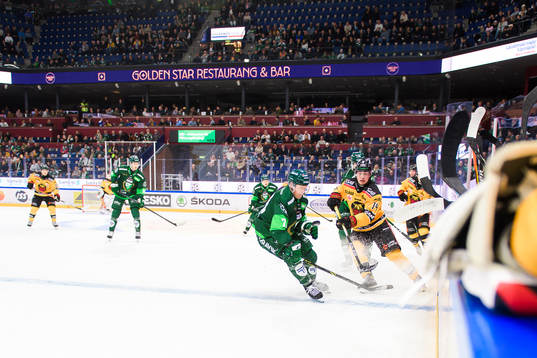 Färjestads Patrik Lundh och Luleås Jonas Berglund