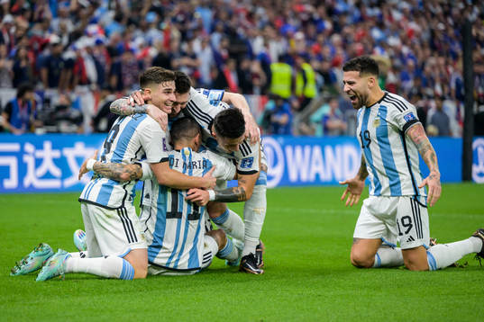 Julian Alvarez, Lionel Messi, Angel de Maria, Enzo