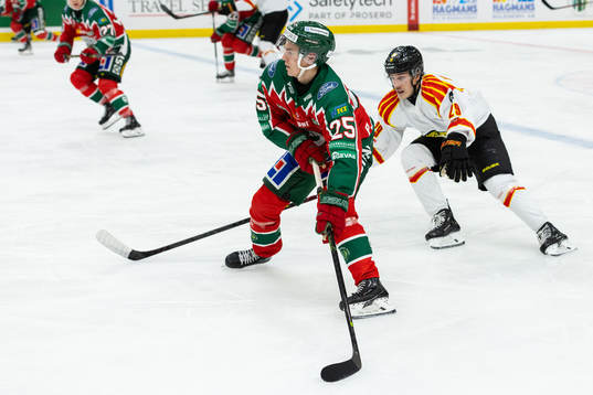 Frölundas Pontus Johansson och Brynäs Oscar Birgersson