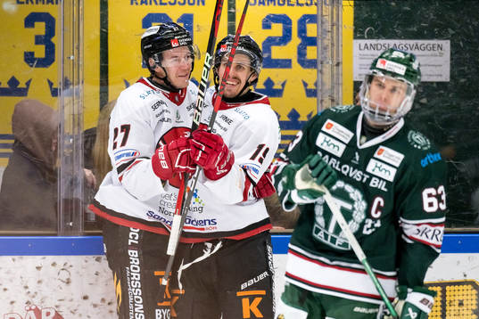 Vita Hästens Sebastian Benker och Jens Holmström jublar