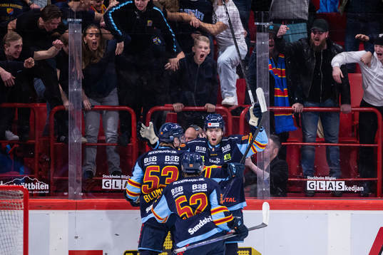 Djurgårdens Wiktor Nilsson jublar