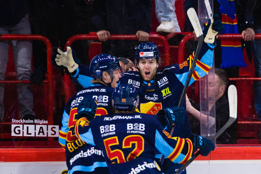 Djurgårdens Wiktor Nilsson jublar