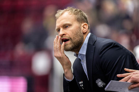 Malmö Redhawks assisterande tränare Mathias Tjärnqvist