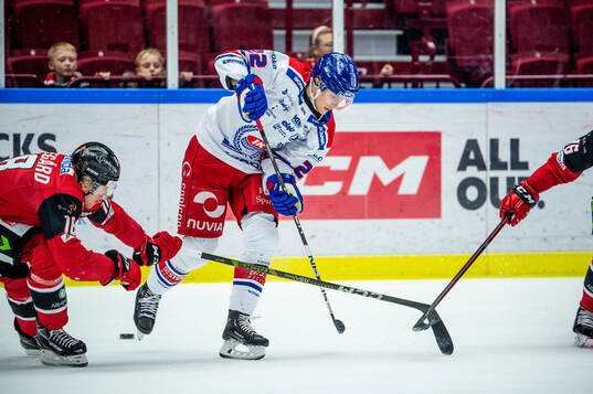 Oskarshamns John Dahlström mot Malmö Redhawks Marcus