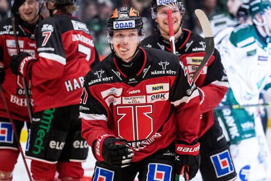 Örebros Linus Öberg jublar