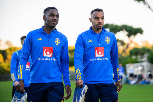 Joel Asoro and Bilal Hussein of the Swedish national football team at a training session