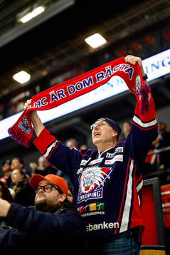 Linköpings-supporter jublar