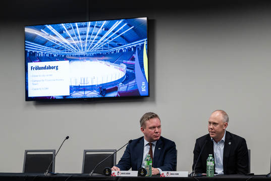 Anders Larsson, president of the Swedish Ice Hockey Association and Mikael Ström