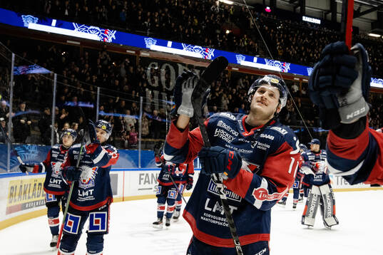 Linköpings Henrik Törnqvist jublar