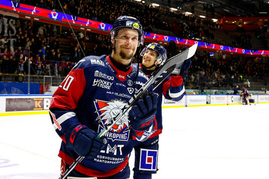 Linköpings Jasse Ikonen jublar