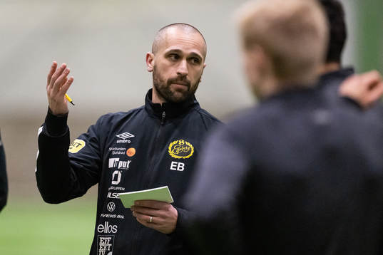 Assisterande tränare Emir Bajrami