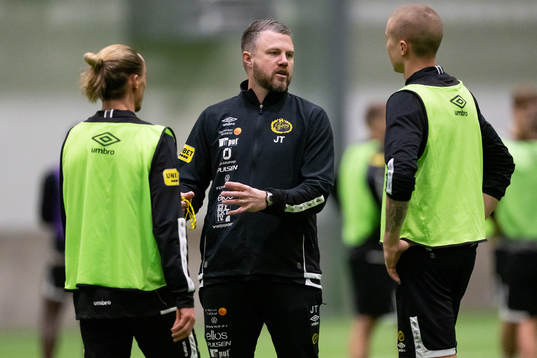 Manager Jimmy Thelin