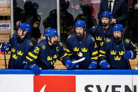 Sara Lindqvist, Stella Lindell, Hilda Svensson, +sv9 and