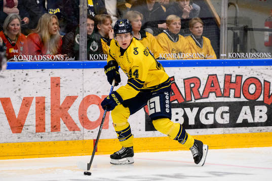 HV71s Emil Andrae