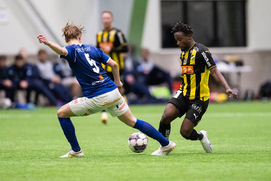 Norrbys Vidar Svendsen och Häckens Ibrahim Sadiq