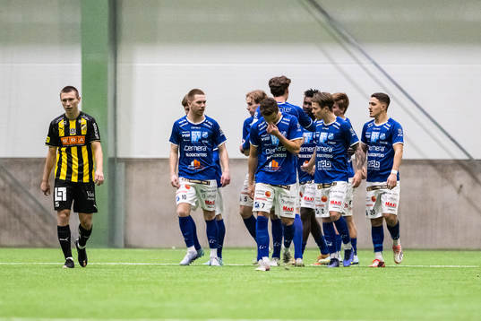 Norrbys spelare jublar