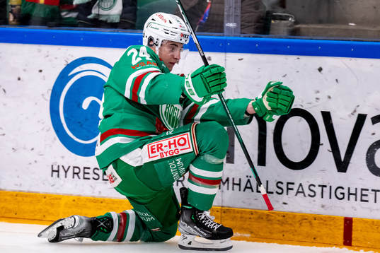 Rögles Marco Kasper jublar