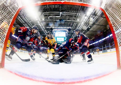 Spel framför Linköpings mål med Oscar Fantenberg