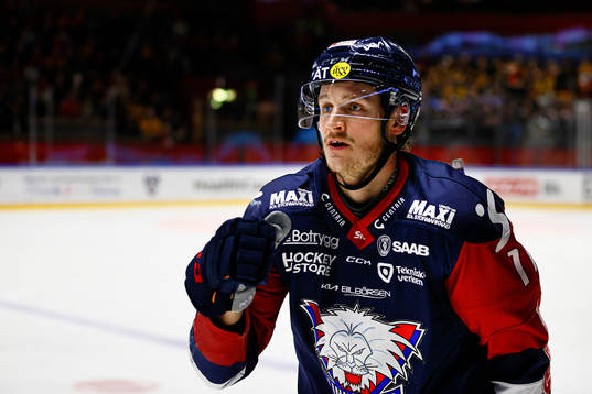 Linköpings Henrik Törnqvist jublar