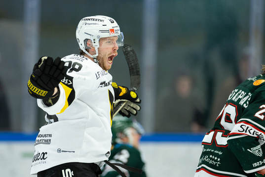 Västerås Lukas Zetterberg jublar