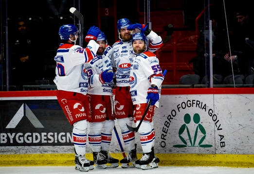 Oskarshamns Jiri Smejkal och David Quenneville jublar vid