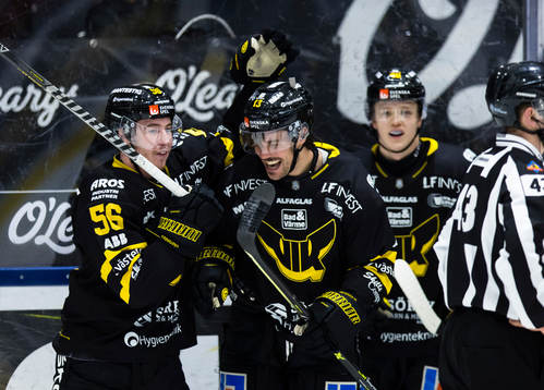 Västerås Trevor Cheek avgör matchen med 5-4 och