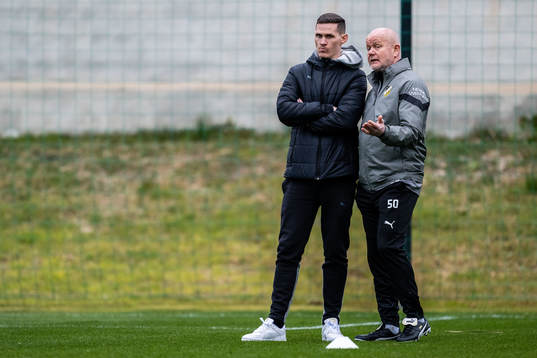 Sportkoordinator Jon Jönsson och tränare Per-Mathias Høgmo