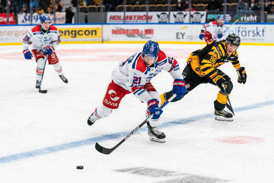 Oskarshamns Myles Powell och Skellefteås Rickard Hugg