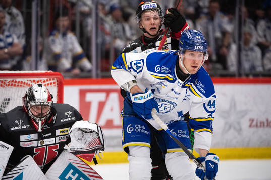 Örebros målvakt Jhonas Enroth, Gustav Backström och