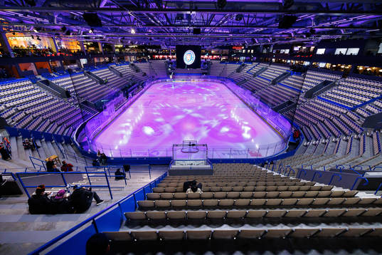 Interiör vy från Vida arena före ishockeymatchen i SHL