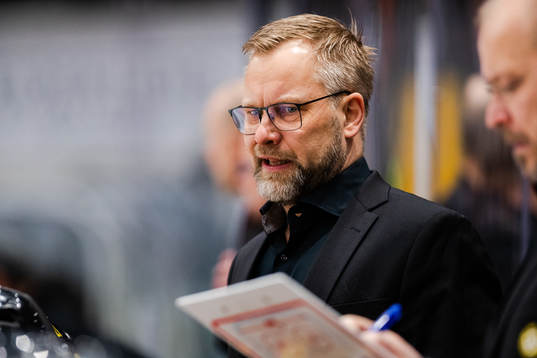 Brynäs tränare Mikko Manner