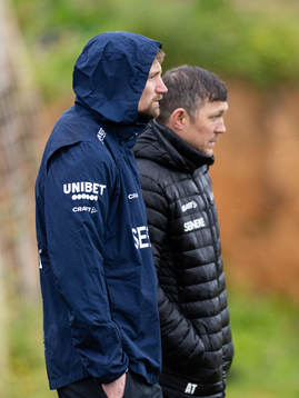 IFK Göteborgs Sebastian Eriksson och team manager Hannes
