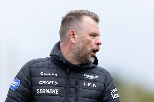 IFK Göteborgs tränare Mikael Stahre innan