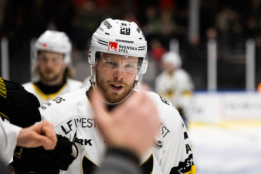 Västerås Lukas Zetterberg jublar