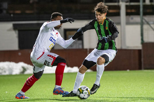 Degerfors De Pievre Ilunga och GAIS Mohamed Bawa
