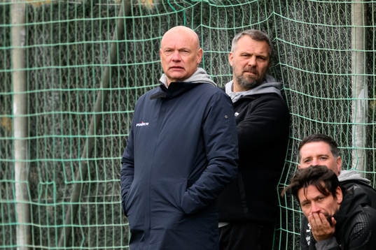Head coach Uwe Rösler of Aarhus