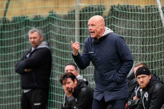 Head coach Uwe Rösler of Aarhus