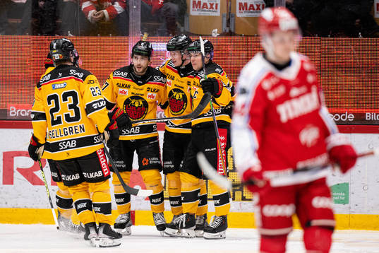 Luleås Konstantin Komarek , Jonas Berglund och Erik